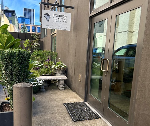 Exterior of Evolution Dental office in Portland