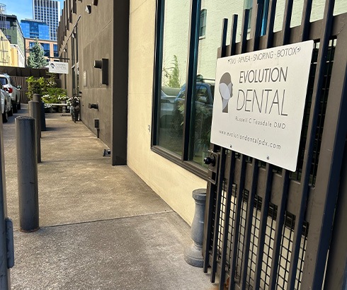 Exterior of Evolution Dental office in Portland